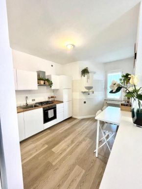 Family Apartment 2 Sirmione